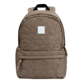 Batoh se hvězdným logem „Brown“