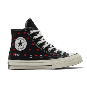 Chuck 70 Embroidered Lips High „Love Me – Black“