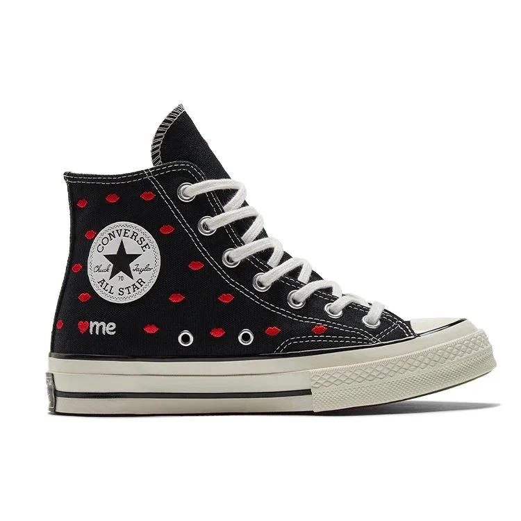 Chuck 70 Embroidered Lips High „Love Me – Black“ Chuck 70 Embroidered Lips High „Love Me – Black“
