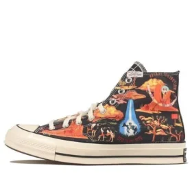 Chuck 70 High „Twisted Resort – UFO Crash Site“