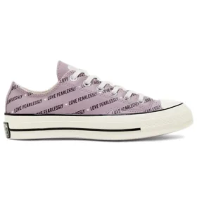 Chuck 70 Low „Love Fearlessly“