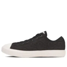 Chuck Taylor All Star Light Quilting ST OX „Black“