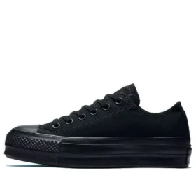 Chuck Taylor All Star Platform Low „Triple Black“ Chuck Taylor All Star Platform Low „Triple Black“