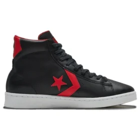 Chuck Taylor All Star Pro Leather Mid „Black“