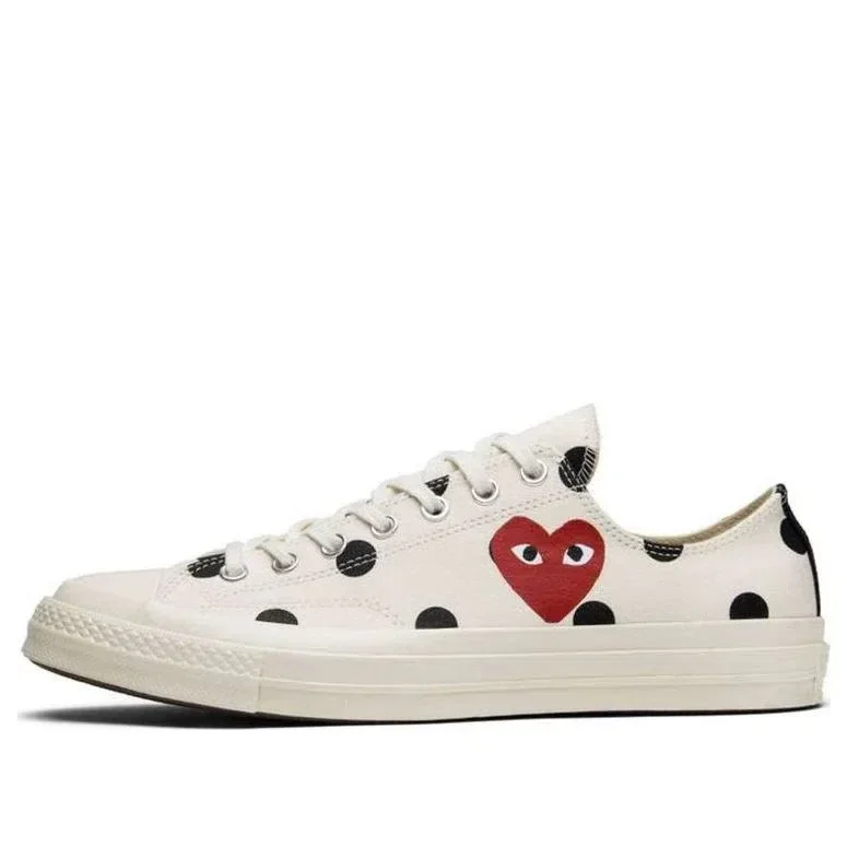 Converse x COMME des GARCONS PLAY Chuck 70 Low „White Polka Dot“ Converse x COMME des GARCONS PLAY Chuck 70 Low „White Polka Dot“