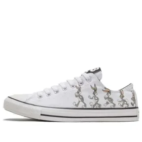 Converse x Looney Tunes Chuck Taylor All Star Low „80th Anniversary – Bugs Bunny“ Converse x Looney Tunes Chuck Taylor All Star Low „80th Anniversary – Bugs Bunny“