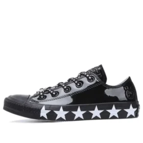 Converse x Miley Cyrus Chuck Taylor All Star Low Patent „Stars“ Converse x Miley Cyrus Chuck Taylor All Star Low Patent „Stars“