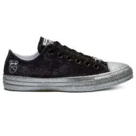 Converse x Miley Cyrus Chuck Taylor All Star Ox „Black“ Converse x Miley Cyrus Chuck Taylor All Star Ox „Black“