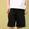 Go-To Embroidered Star Chevron Standard-Fit Fleece Short Asia Sizing „Black“