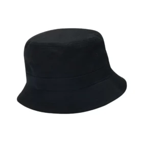 Klobouk s velkým kostkovaným logem „Black“