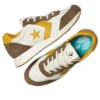 Omega Trainer „Egret Grounded Sunny Angle“