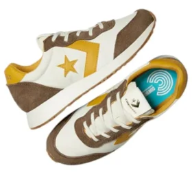 Omega Trainer „Egret Grounded Sunny Angle“