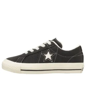 One Star Easy On „Black“