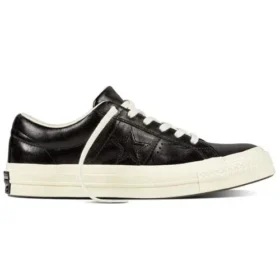 One Star Low „Black“