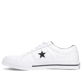 One Star Perforated Leather Low Top „White Black“