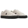 One Star Pro „Egret Black“