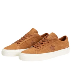 One Star Pro Low Nubuck „Warm Tan Egret“